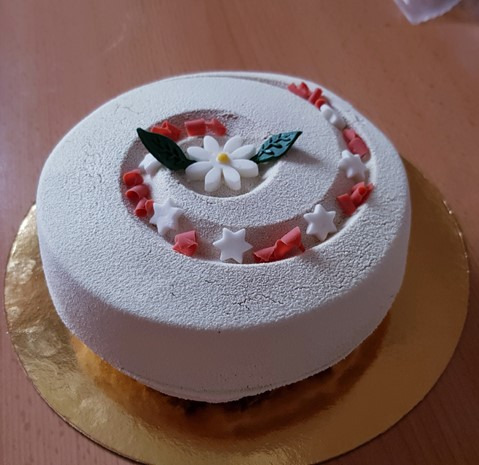 Entremets fraise pistache