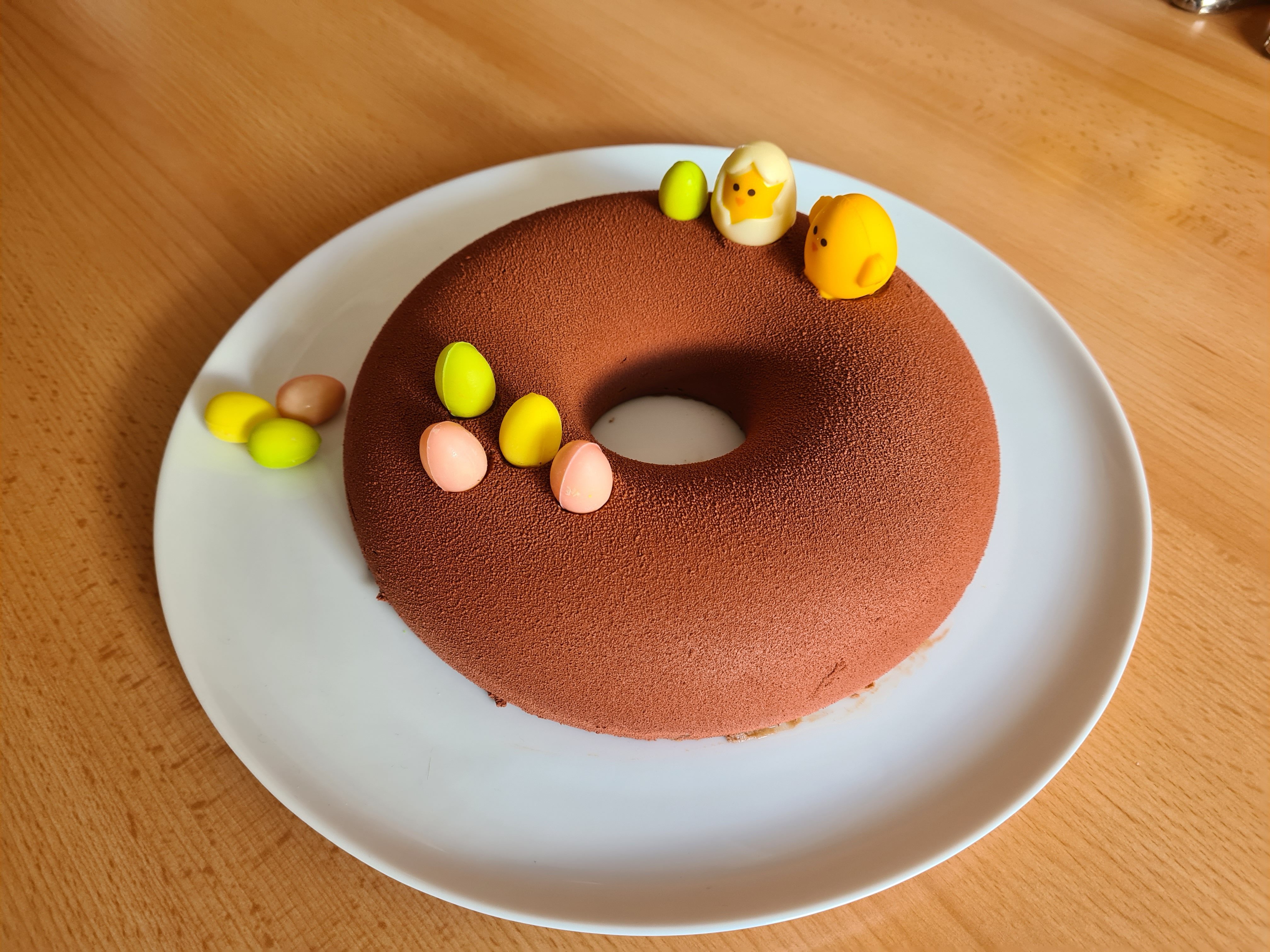 Entremets chocolat passion coco type Mogador de Pâques